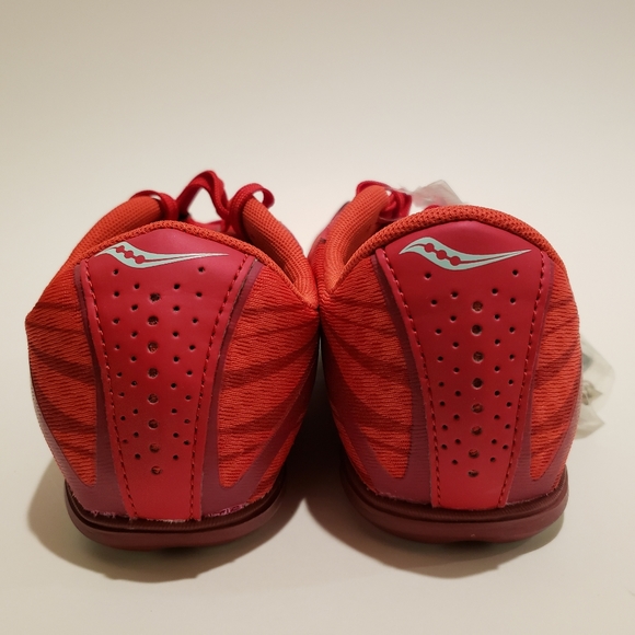 MSRP$65 SAUCONY RACING VENDETTA Red Running Shoes - Picture 2 of 8